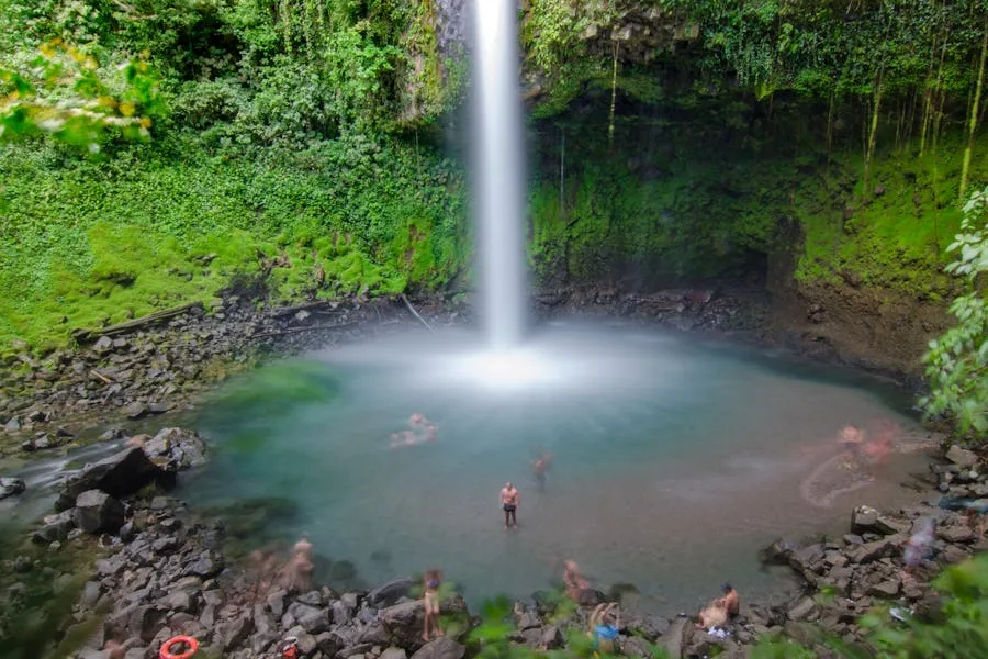 Picture of La Fortuna Waterfall Picture of La Fortuna Waterfall