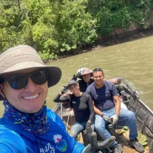 Blue Pass Hub Volunteers river clean up