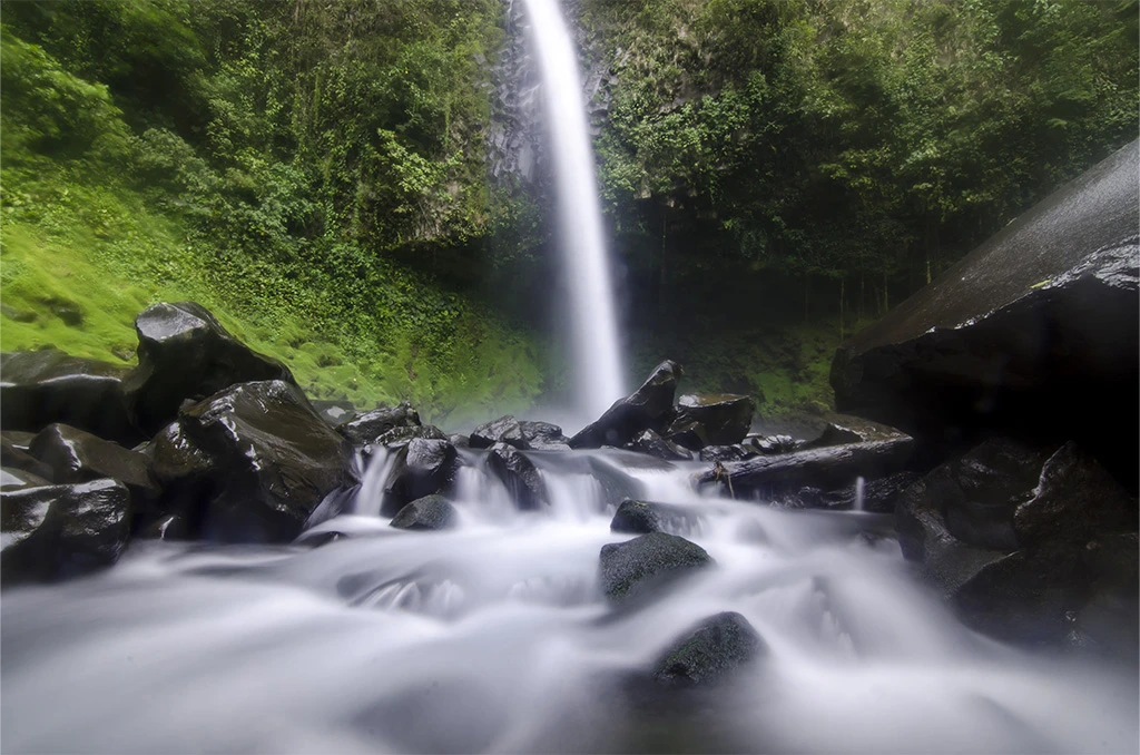 La Fortuna Waterfall Blue Pass