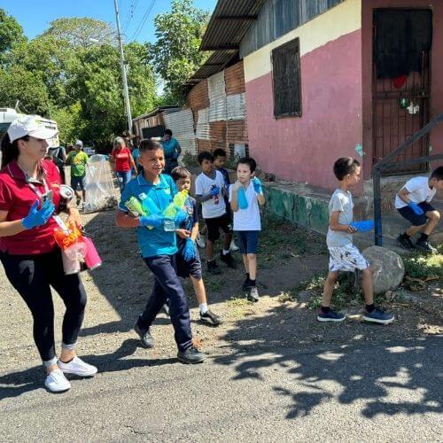 community volunteers river cleanup